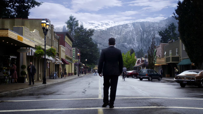 Wayward Pines S01E01: Paradis sur terre (2015)